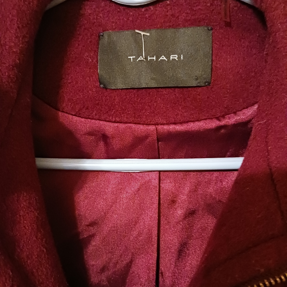 Tahari 100% Wool Burgundy Coat Ladies Size 8 Full Zip Pockets - Picture 6 of 7